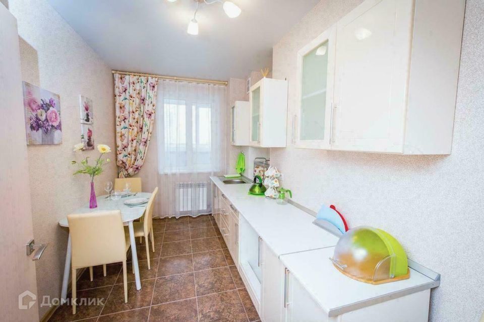 Сдаётся 1-комнатная квартира, 42 м²
