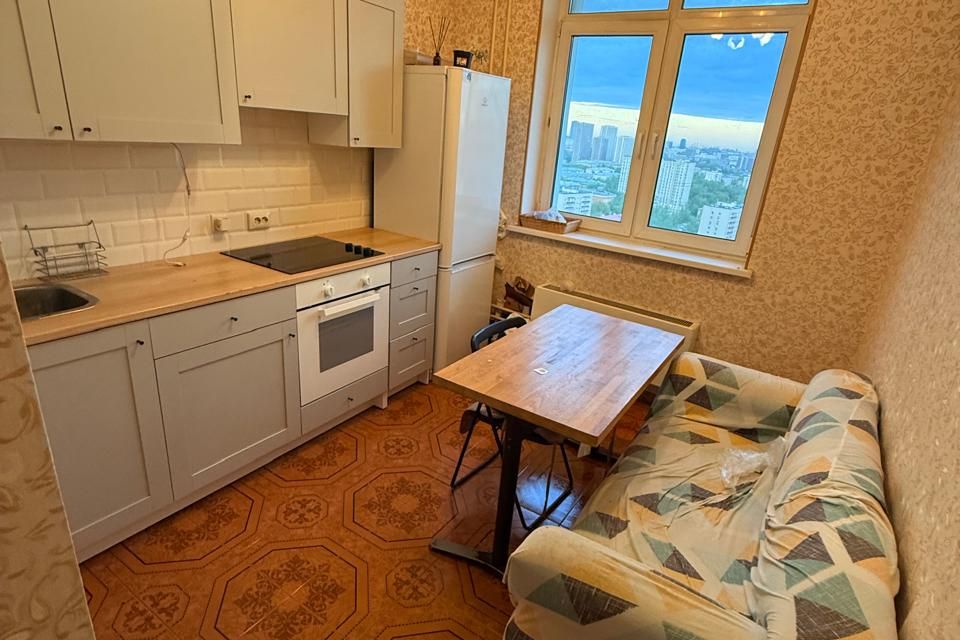 Сдаётся 1-комнатная квартира, 38 м²