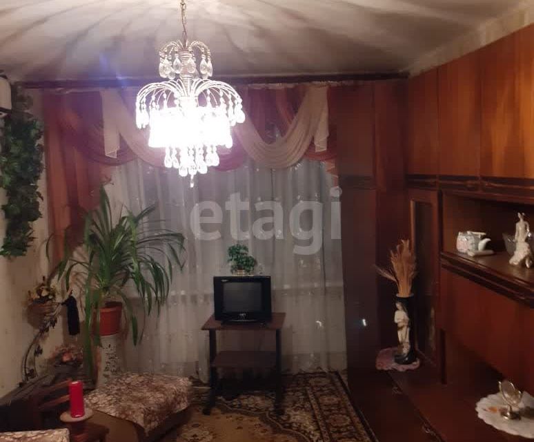 Продаётся 3-комнатная квартира, 56.1 м²