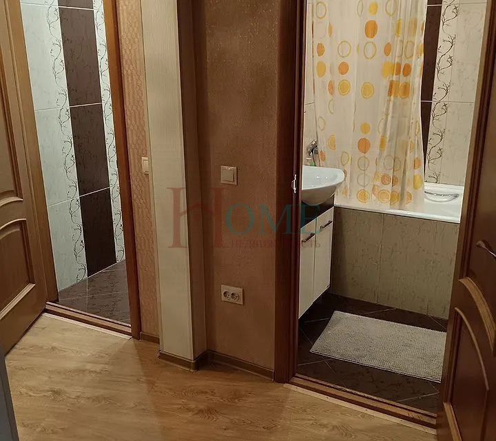 Сдаётся 2-комнатная квартира, 60 м²