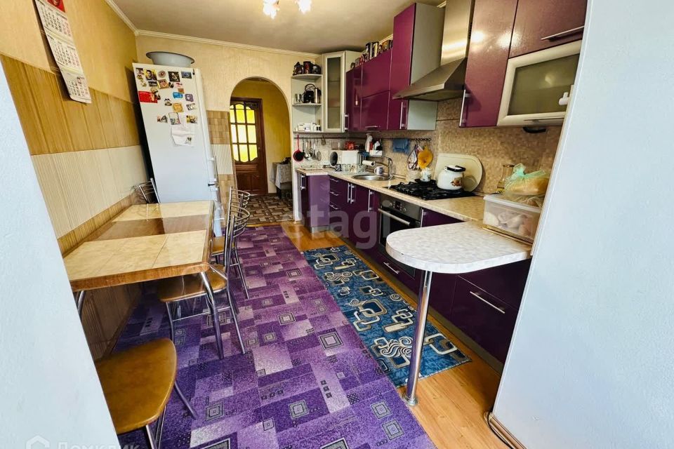 Продаётся 4-комнатная квартира, 92.2 м²