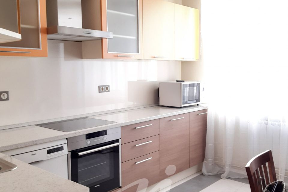 Сдаётся 1-комнатная квартира, 45 м²