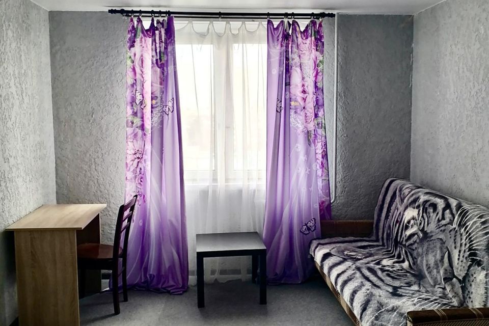 Сдаётся комната в 8-комн. квартире, 12 м²