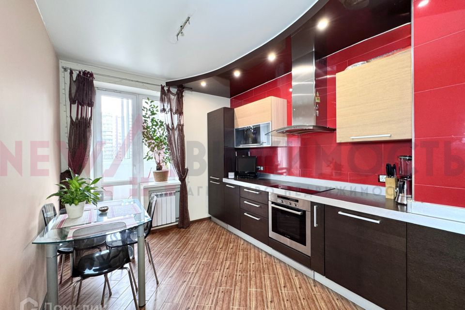 Продаётся 2-комнатная квартира, 60.8 м²