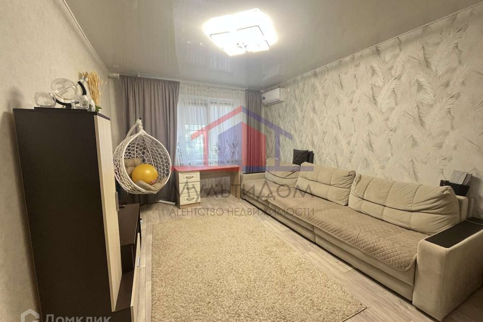 Продаётся 3-комнатная квартира, 63.7 м²
