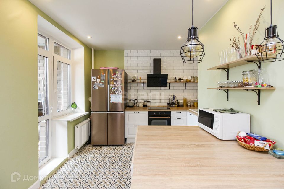 Продаётся 2-комнатная квартира, 75 м²