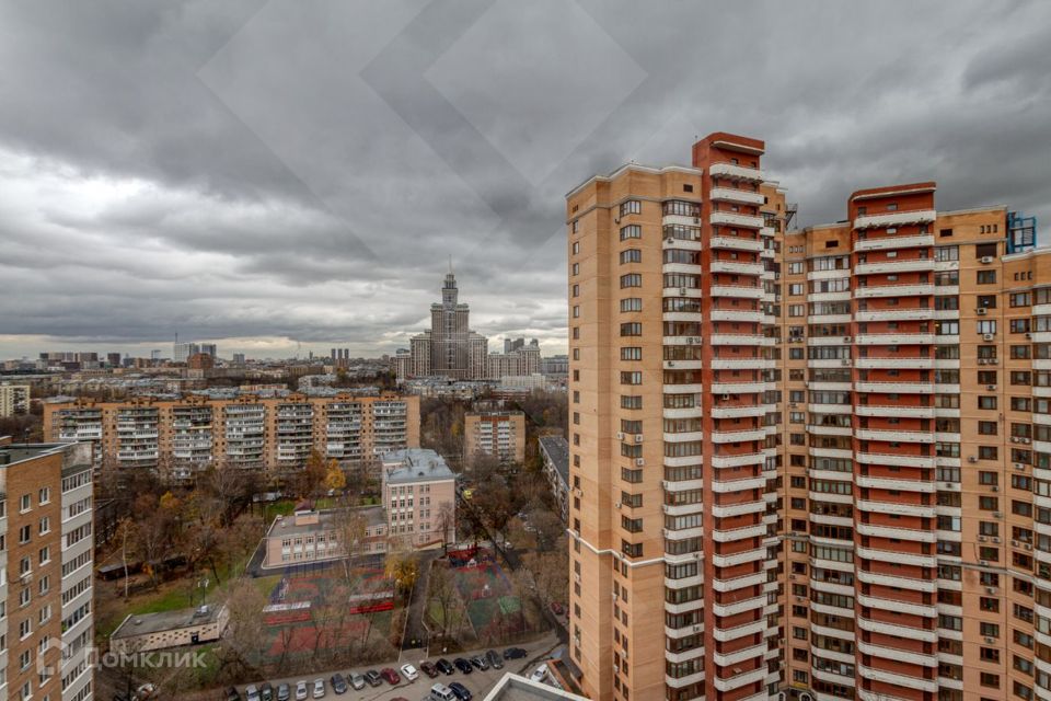 Сдаётся 2-комнатная квартира, 110 м²