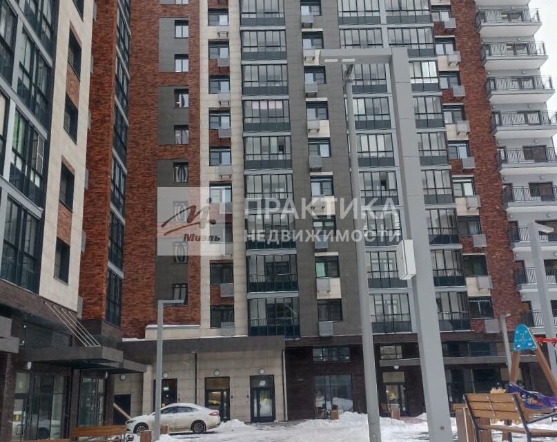 Продаётся 1-комнатная квартира, 41.3 м²