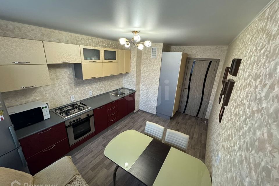 Продаётся 1-комнатная квартира, 37.4 м²