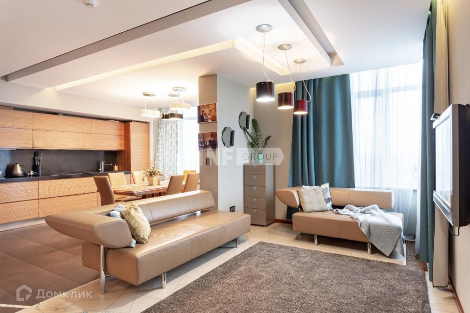 Продаётся 6-комнатная квартира, 345.8 м²