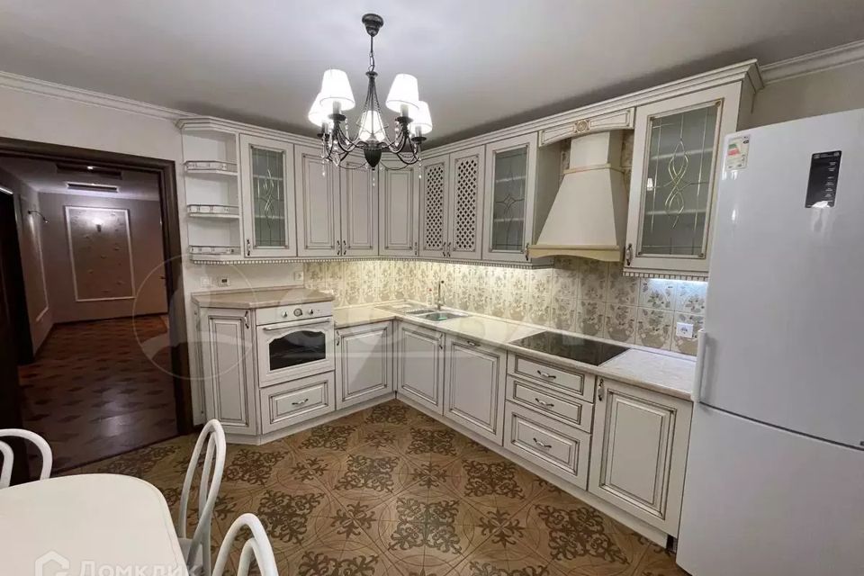 Сдаётся 2-комнатная квартира, 65 м²