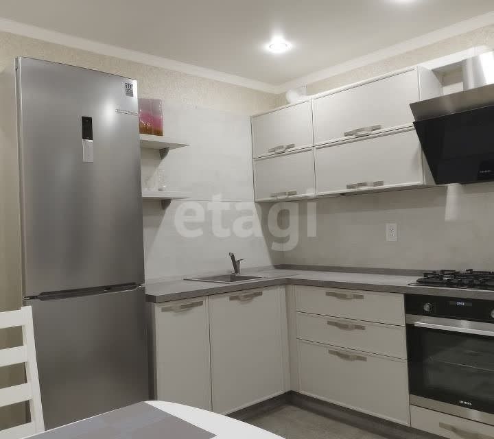 Продаётся 2-комнатная квартира, 62.1 м²