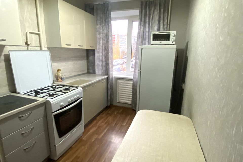 Продаётся 2-комнатная квартира, 42.7 м²