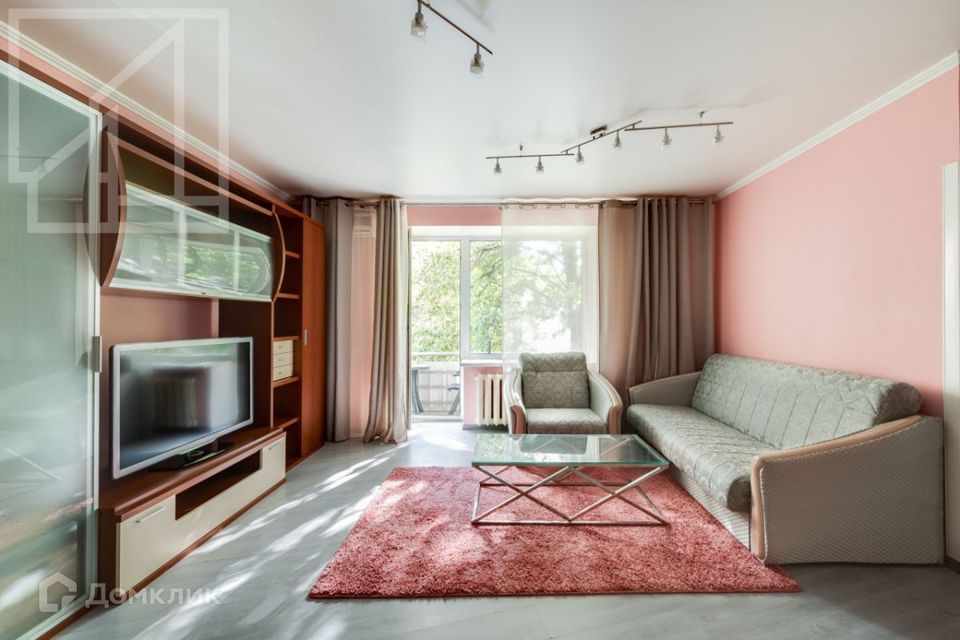 Сдаётся 2-комнатная квартира, 60 м²