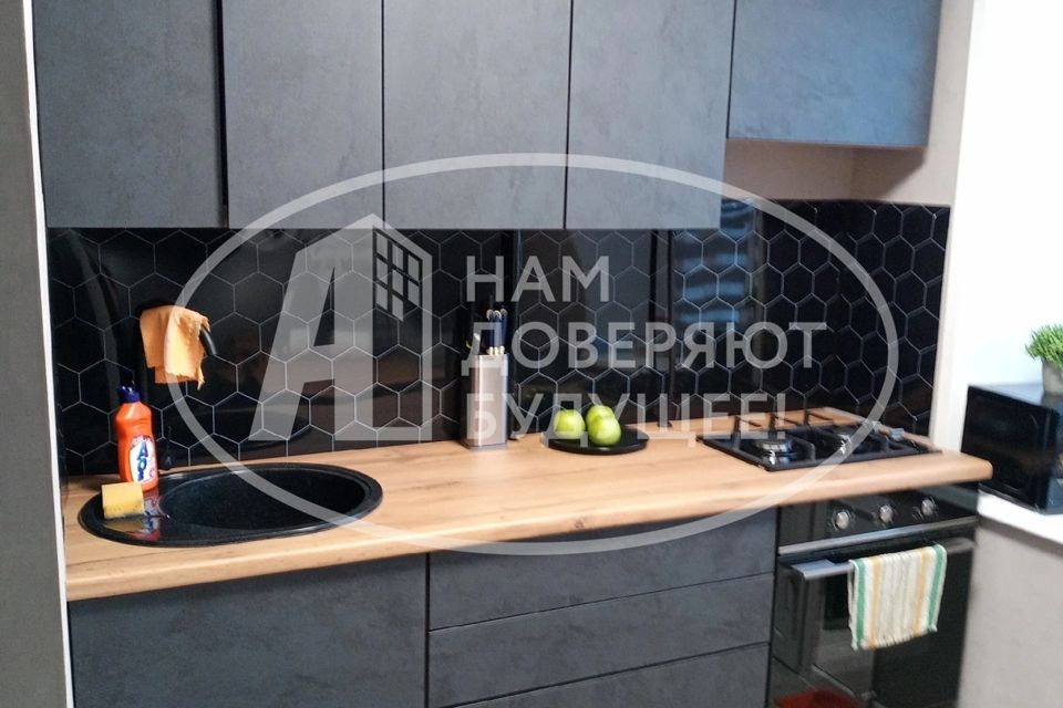 Продаётся 3-комнатная квартира, 58.9 м²
