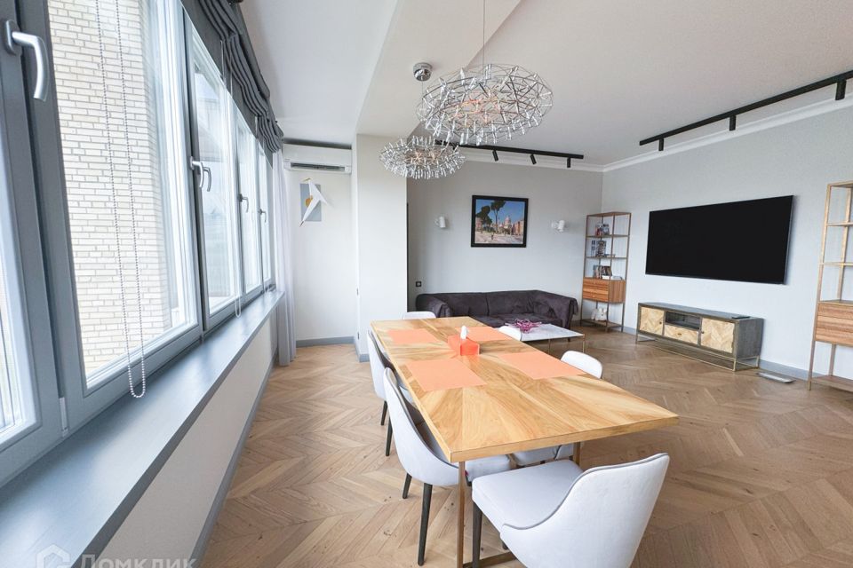Сдаётся 3-комнатная квартира, 95 м²