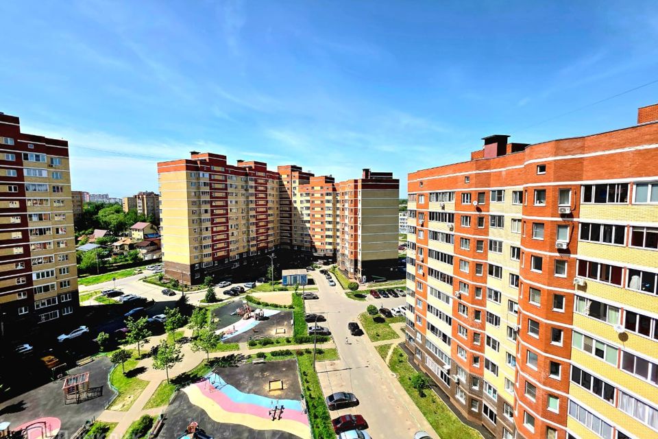 Продаётся 1-комнатная квартира, 42.3 м²