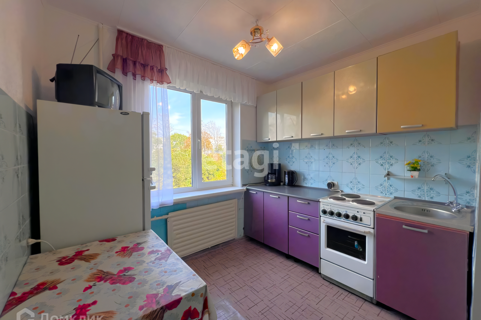 Продаётся 3-комнатная квартира, 60.9 м²