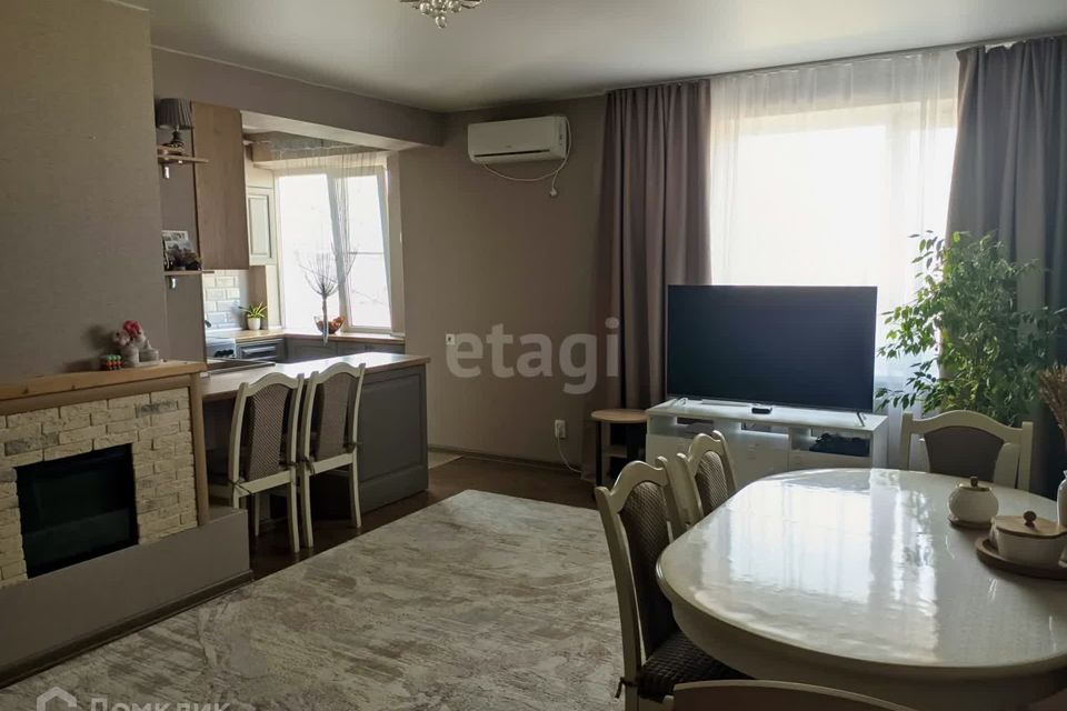 Продаётся 3-комнатная квартира, 79.5 м²