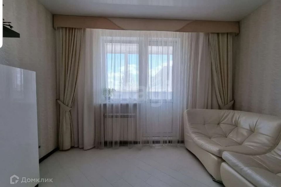 Продаётся 3-комнатная квартира, 118 м²