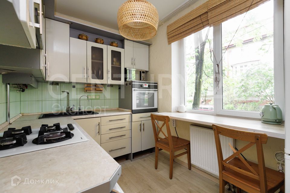 Продаётся 3-комнатная квартира, 62.7 м²