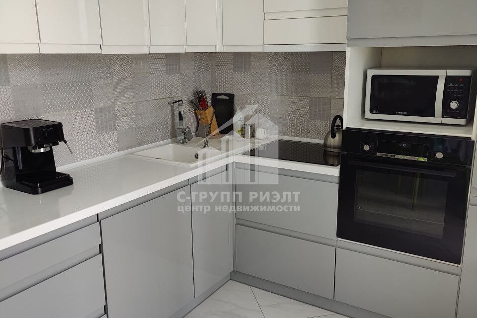 Продаётся 2-комнатная квартира, 50.8 м²