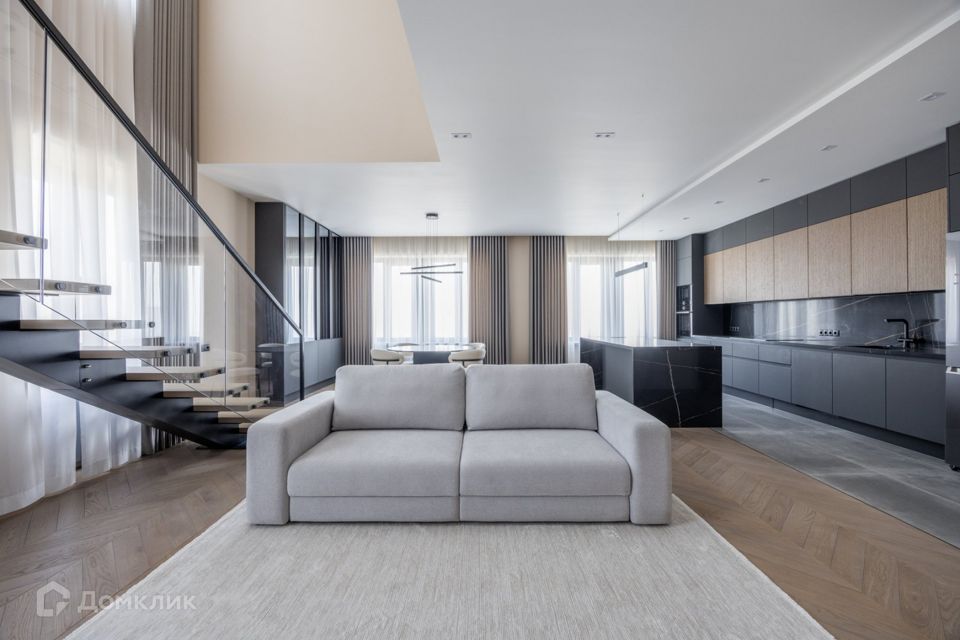 Продаётся 5-комнатная квартира, 185.1 м²