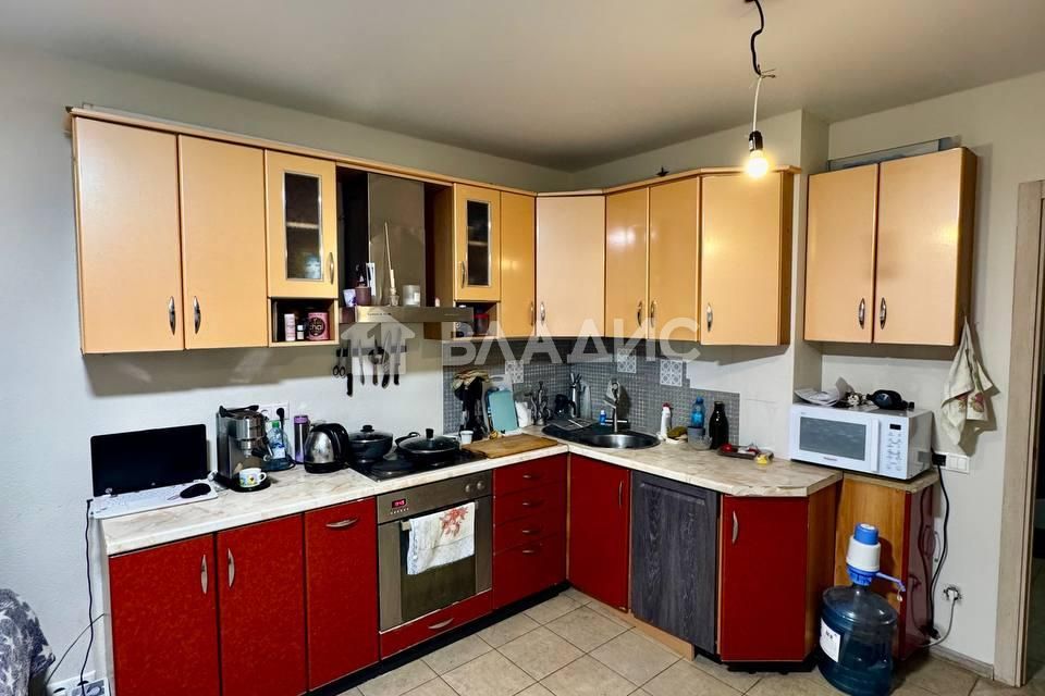 Продаётся 2-комнатная квартира, 63.3 м²