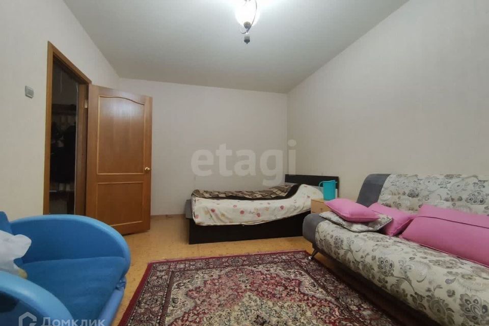 Продаётся 1-комнатная квартира, 38 м²