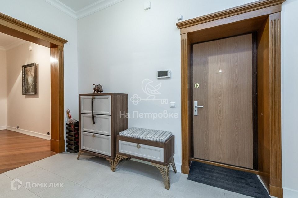 Продаётся 5-комнатная квартира, 154.3 м²