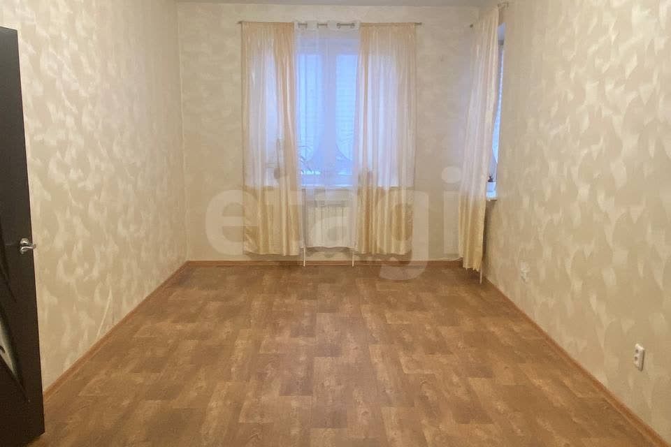 Продаётся 2-комнатная квартира, 71.2 м²