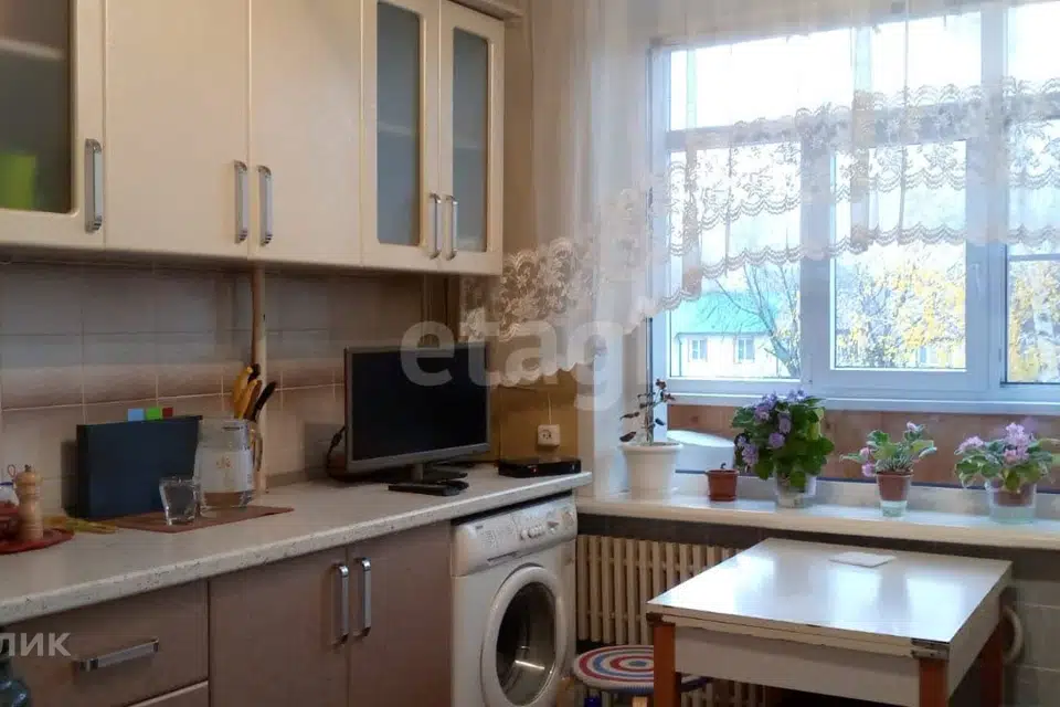 Продаётся 3-комнатная квартира, 68.1 м²