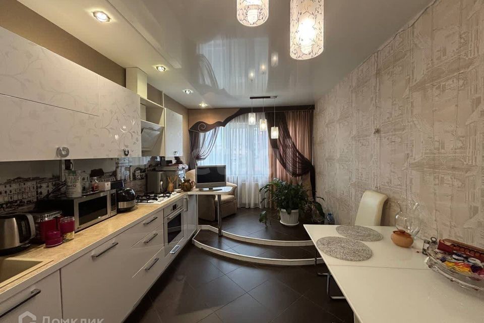 Сдаётся 2-комнатная квартира, 71 м²