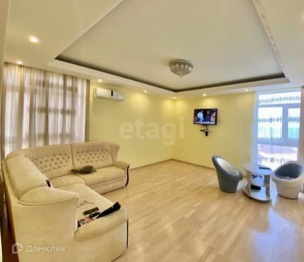 Продаётся 2-комнатная квартира, 69.1 м²