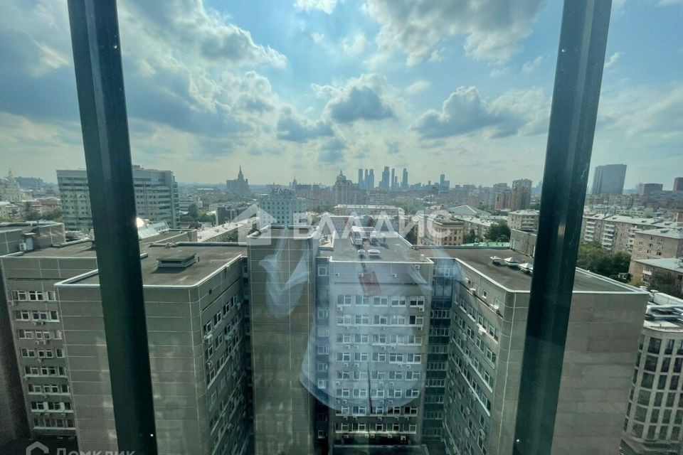 Продаётся 2-комнатная квартира, 82 м²