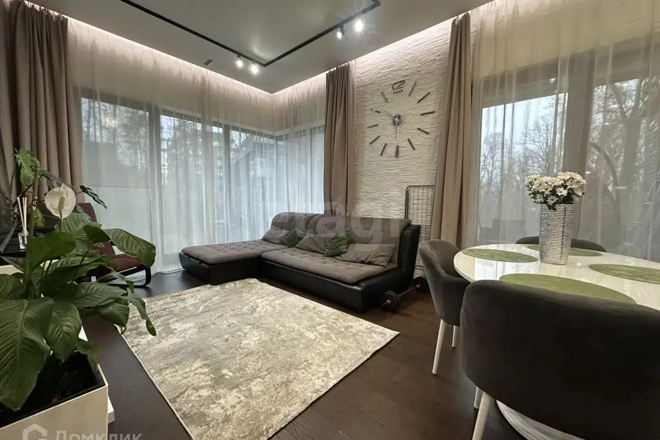 Продаётся 3-комнатная квартира, 76.6 м²