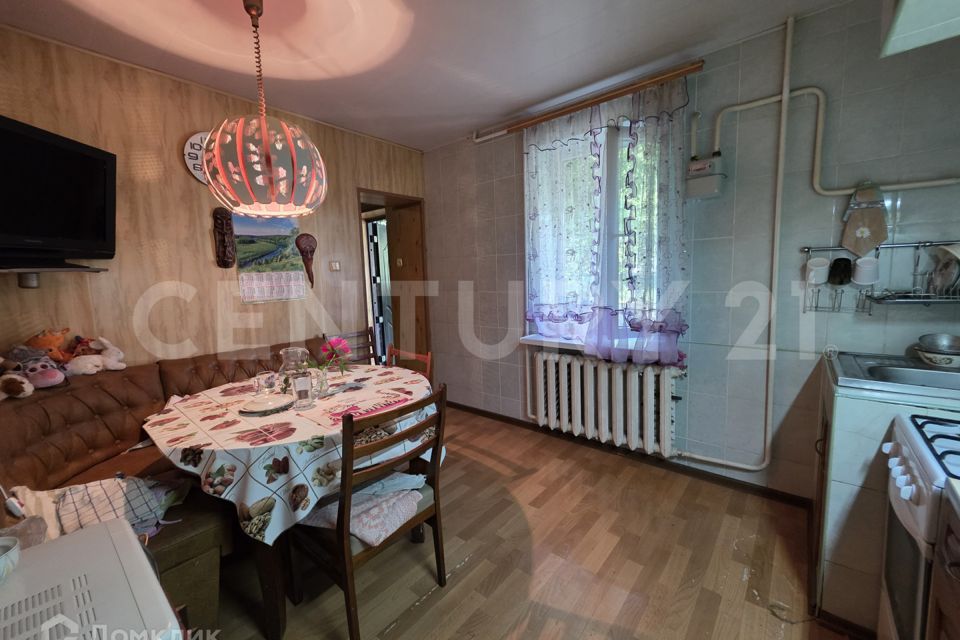Продаётся 4-комнатная квартира, 80.8 м²
