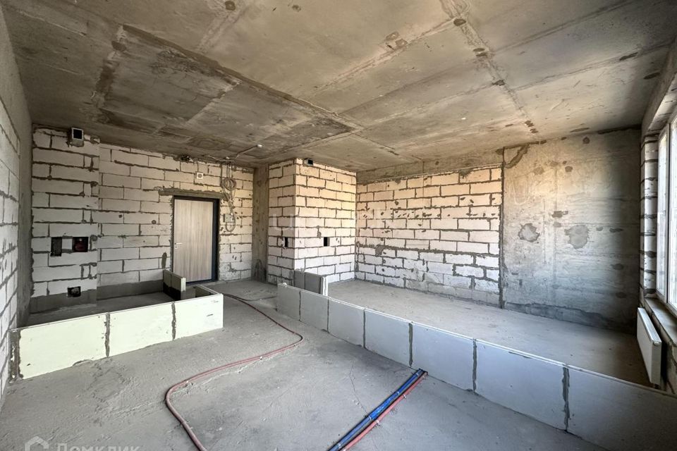 Продаётся 1-комнатная квартира, 43 м²