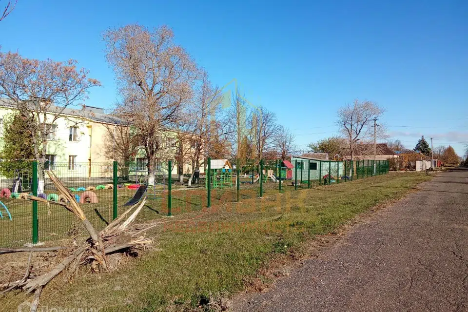 Продаётся участок, 10 сот., ИЖС