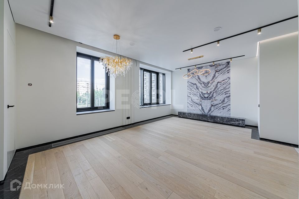 Продаётся 5-комнатная квартира, 147 м²