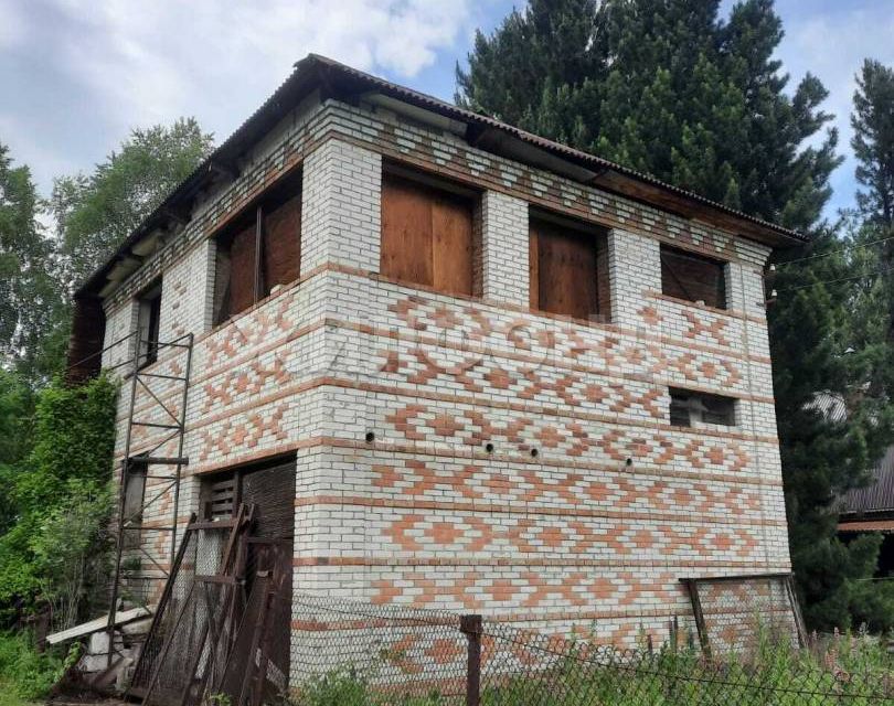 Продаётся 2-этажный дом, 100 м²