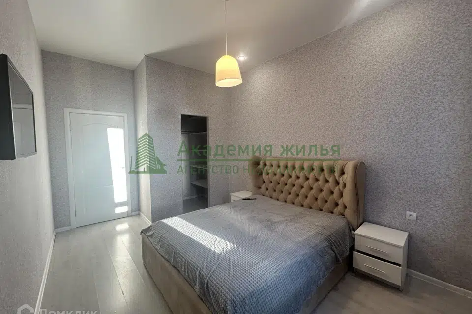 Сдаётся 1-комнатная квартира, 42 м²
