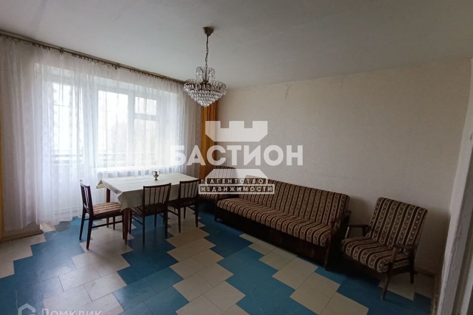 Продаётся 4-комнатная квартира, 82.4 м²