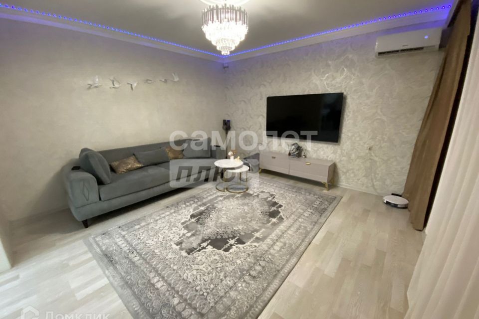 Продаётся 2-комнатная квартира, 57 м²