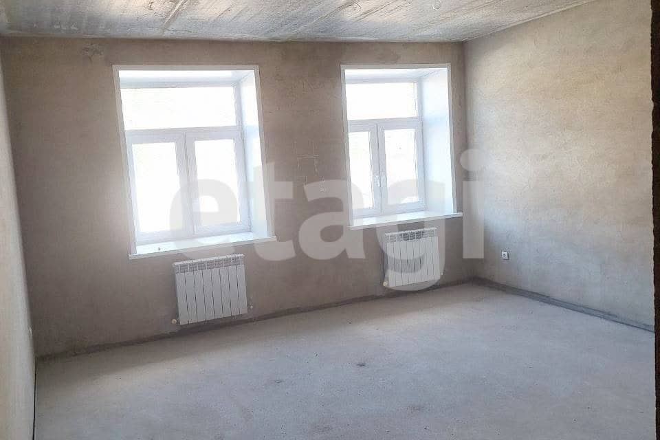 Продаётся 2-комнатная квартира, 72.2 м²