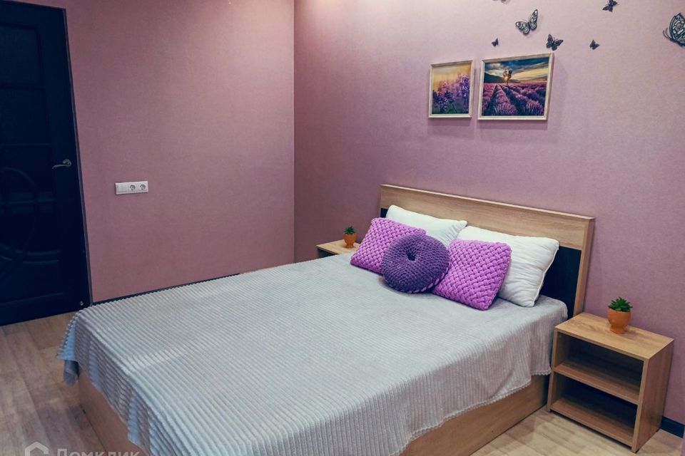 Продаётся 1-комнатная квартира, 42 м²
