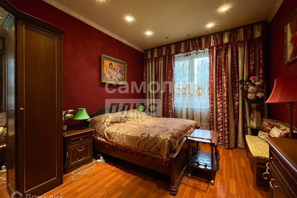 Продаётся 3-комнатная квартира, 72.5 м²