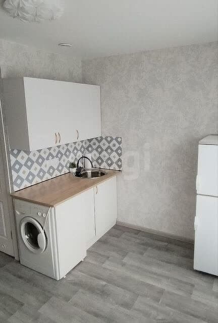 Продаётся комната в 1-комн. квартире, 14 м²