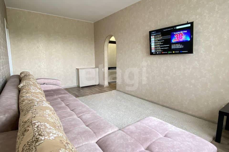 Продаётся 2-комнатная квартира, 42.4 м²