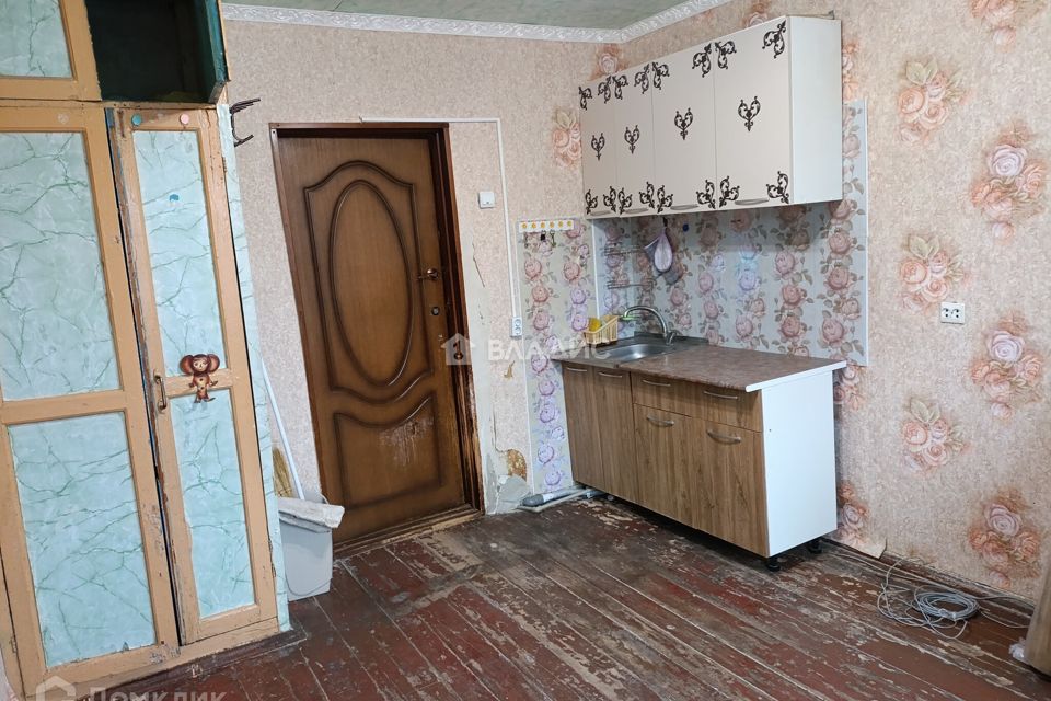 Продаётся комната в 1-комн. квартире, 50 м²